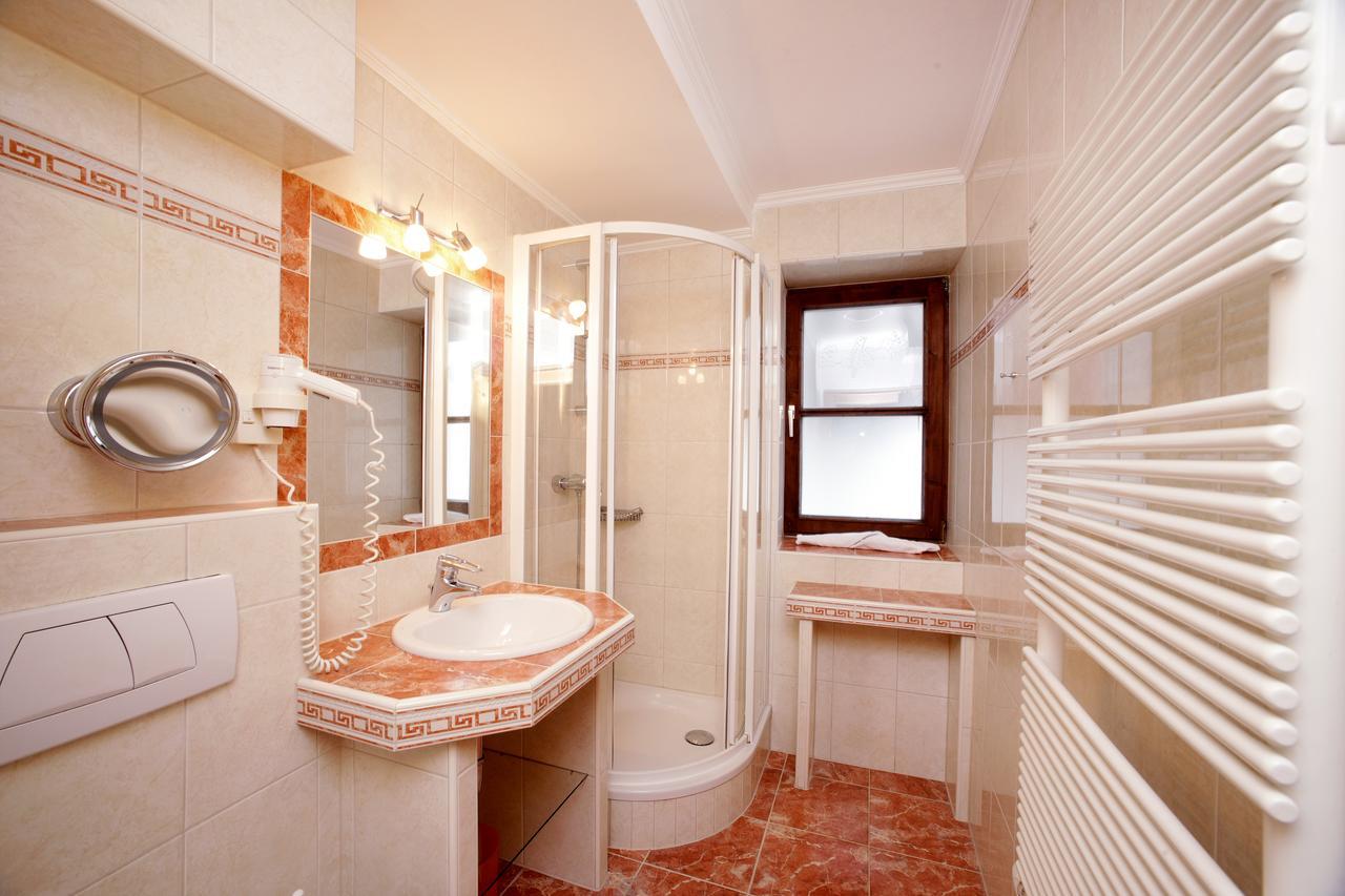 Appartements Schoenpflug คาพรูน ภายนอก รูปภาพ