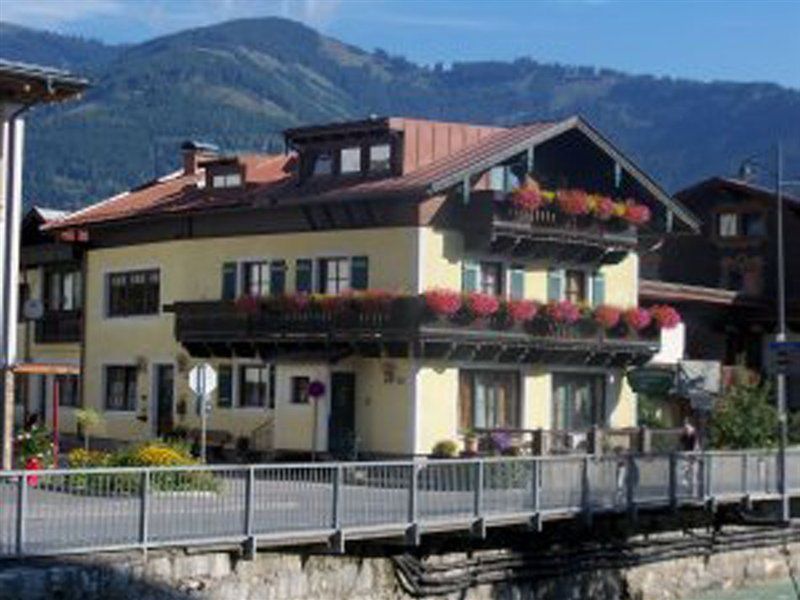 Appartements Schoenpflug คาพรูน ภายนอก รูปภาพ